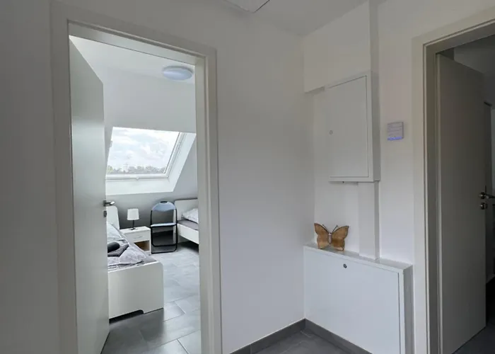 Kurzzeit Domizil In Efferen * ヒュルト