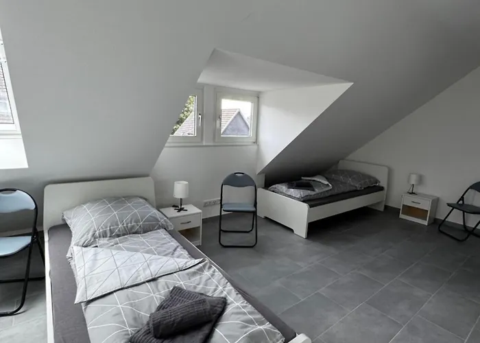 Kurzzeit Domizil In Efferen アパート